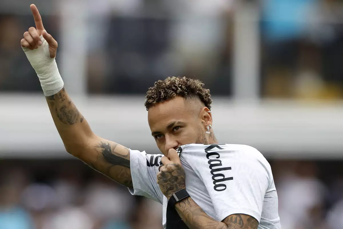 Por fin regresa: Neymar vuelve a jugar con el Santos tras cirugía de rodilla