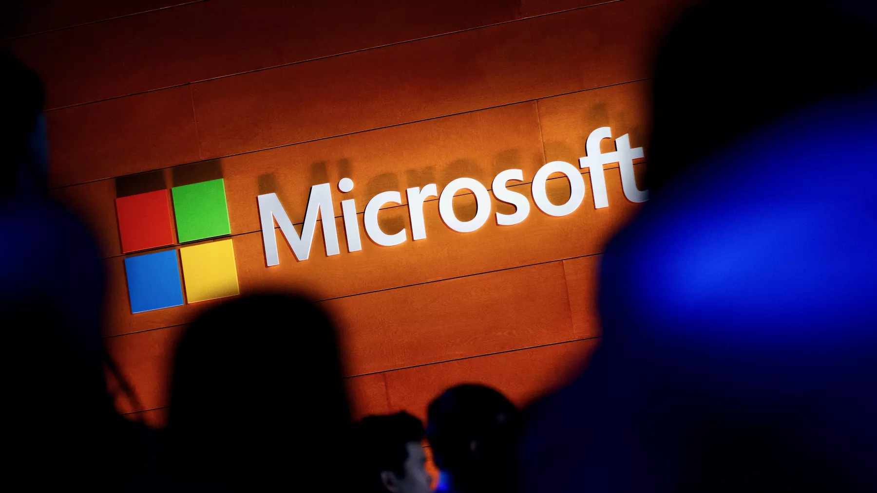 Microsoft lanza una nueva suscripción a Office con agentes de IA