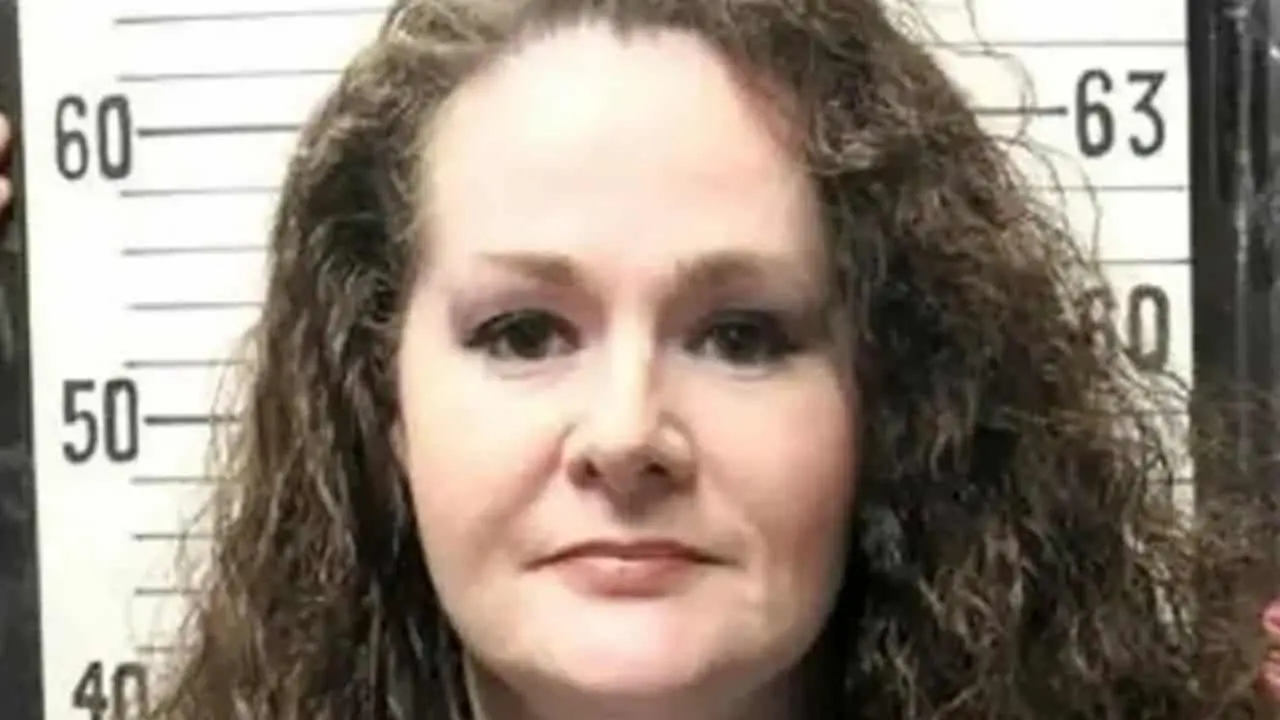 Christa Pike sobrevive a dos dosis durante su ejecución en Tennessee